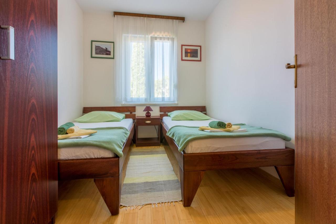 Apartments Robic Selce Kültér fotó