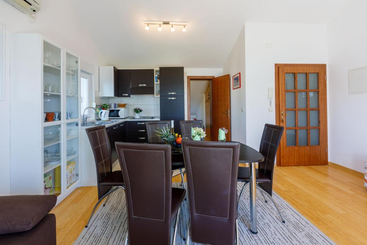 Apartments Robic Selce Kültér fotó